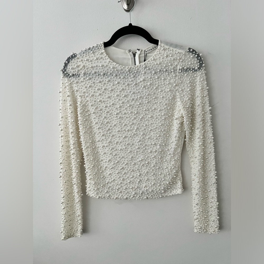 ALICE AND OLIVIA PEARL TOP